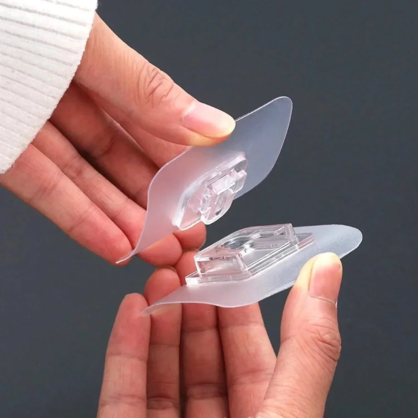 Double-Sided Punch Free Wall Hooks